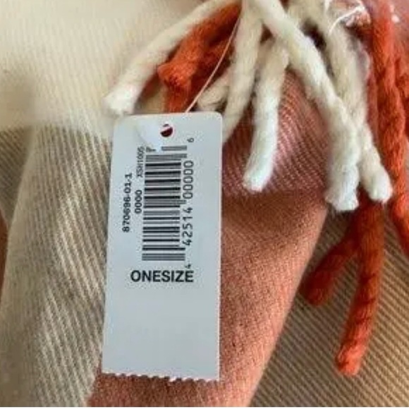 Gap long multi color scarf - Picture 2 of 10